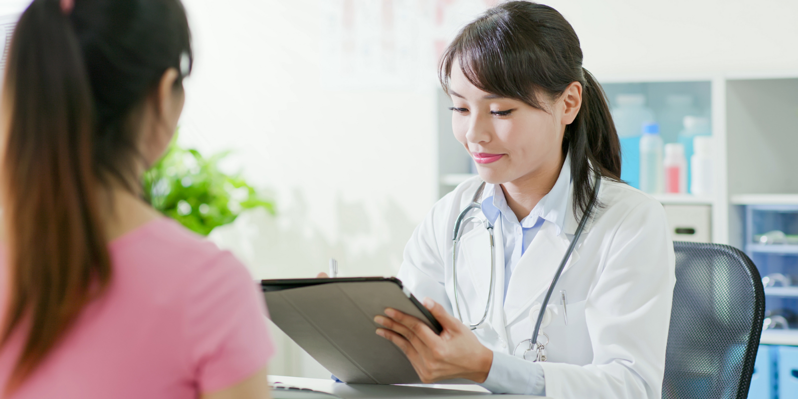 Blood vs. Urine Pregnancy Tests What’s the Difference? Little Way